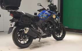 SUZUKI Vｽﾄﾛｰﾑ250