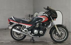 YAMAHA XJ750 E 1983 29R