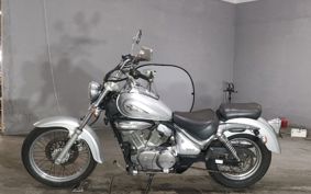 SUZUKI INTRUDER 250 VJ51A
