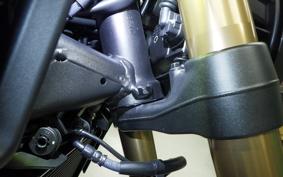 HONDA CB650R E-Clutch 2025 RH17