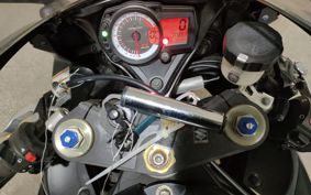 SUZUKI GSX-R600 CV111