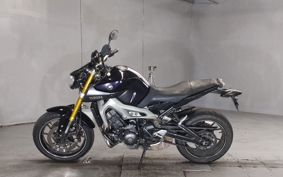 YAMAHA MT-09 RN34J