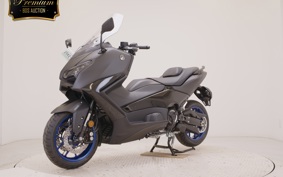 YAMAHA T-MAX 560 2026 SJ21J