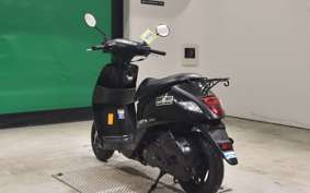 SUZUKI ﾚｯﾂ CA4AA