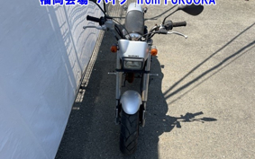 SUZUKI STREET MAGIC