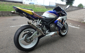 HONDA CBR600RR 2005 PC37