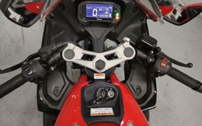 SUZUKI GSX-R125 DL33B