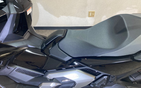 HONDA X-ADV 750 2026 RH21