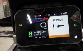 SUZUKI Vｽﾄﾛｰﾑ1050 2023 EF11M