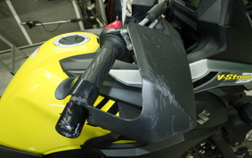 SUZUKI Vｽﾄﾛｰﾑ650XTA 2017 C733A