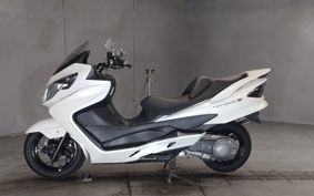 SUZUKI SKYWAVE 250S CJ44A