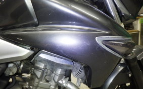 SUZUKI GSR250 2001