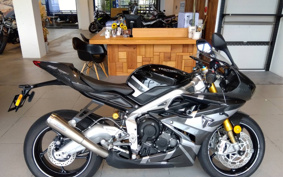 TRIUMPH DAYTONA MOTO 2 765 2020 HDA214