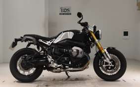 BMW R NINE T 2010