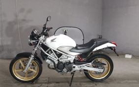 HONDA VTR 250 MC33