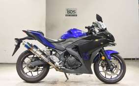 YAMAHA YZF-R25