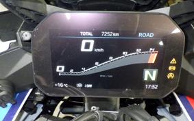 BMW M1000XR 2024