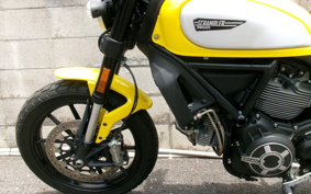 DUCATI  DUCATI  SCRAMBLER  ICON  2019 KB01