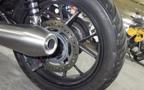 TRIUMPH STREET TWIN 900 2019