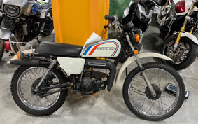 SUZUKI F TS502