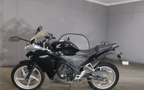 HONDA CBR250R MC41