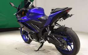 YAMAHA YZF-R25
