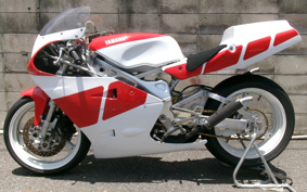 YAMAHA TZ250 4DP
