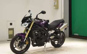 TRIUMPH STREET TRIPLE 2011