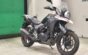 SUZUKI Vｽﾄﾛｰﾑ250A 2018