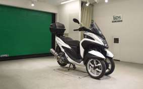 YAMAHA TRICITY 125 SE82J
