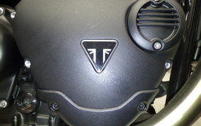 TRIUMPH BONNEVILLE T100 2022