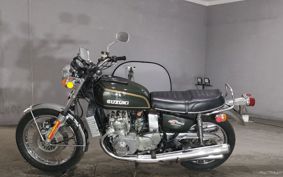 SUZUKI GT750 1976 GT750B