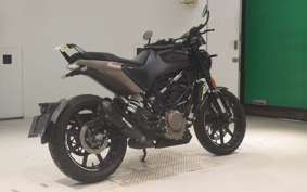 HUSQVARNA SVARTPILEN 250