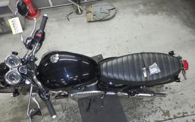 TRIUMPH BONNEVILLE T100 2018