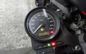 HARLEY XL883N 2011