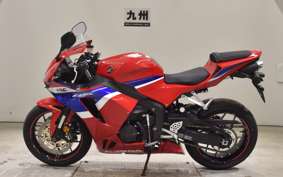 HONDA CBR600RR 2024 PC40