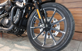 HARLEY XL883N 2015 LE2