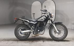 YAMAHA TW225 DG09J