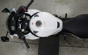 HONDA CBR650F 2017 RC83
