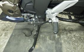 SUZUKI GIXXER 250 ED22Y