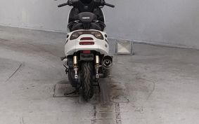 YAMAHA MAJESTY 125 SE27