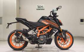 KTM 125 DUKE 2025
