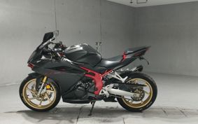 HONDA CBR250RR MC51