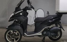 YAMAHA TRICITY 125 SE82J