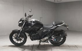 YAMAHA FZ25 RG42