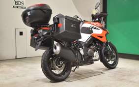 SUZUKI Vｽﾄﾛｰﾑ1050XT 2018 EF11M