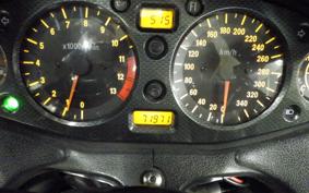 SUZUKI GSX-1300R HAYABUSA 2001