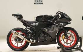 SUZUKI GSX-R125 DL33B