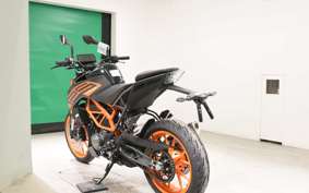KTM 125 DUKE 2025