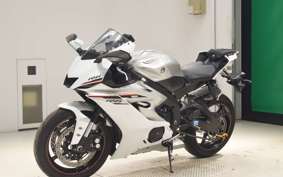 YAMAHA YZF-R6 2019